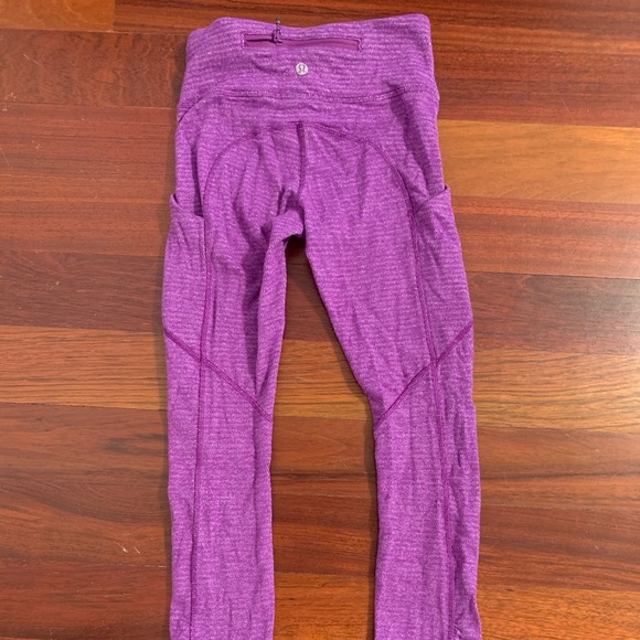 Lululemon leggings Size 2 - Picture 2 of 2